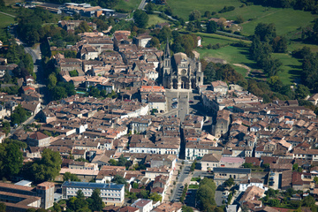 Entretien d'espaces verts à Bazas